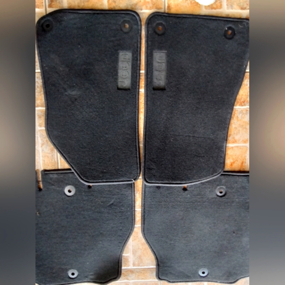 Jeep Wrangler Jk 4 Door Jeep Factory Floor Mats New Gem